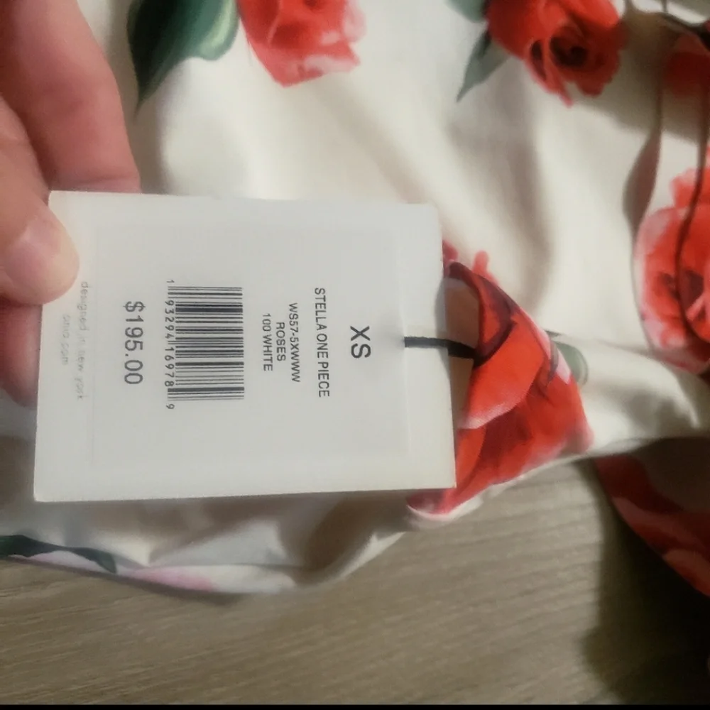 WeWoreWhat Stella One Piece - Picture 13 of 13